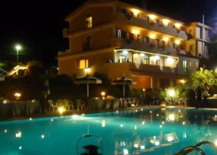 Il Corsaro Hotel Le Castella (Calabria)